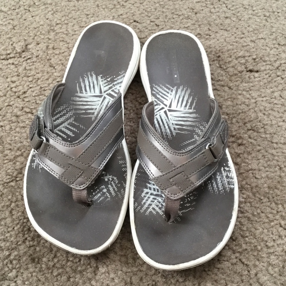 Clarks Taupe and White Women's Sandals Size 8